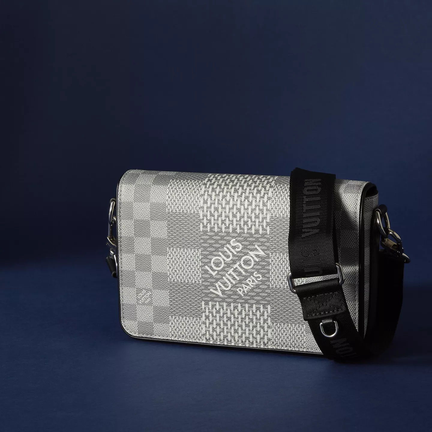 LOUIS VUITTON X VIRGIL