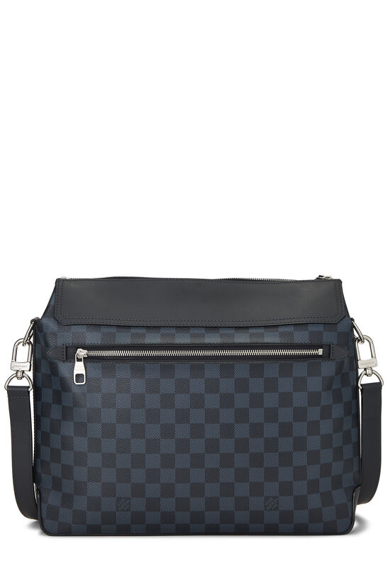 Louis Vuitton Lv messenger man bag Damier graphite  Louis vuitton  messenger bag, Louis vuitton luggage, Luxury travel bag