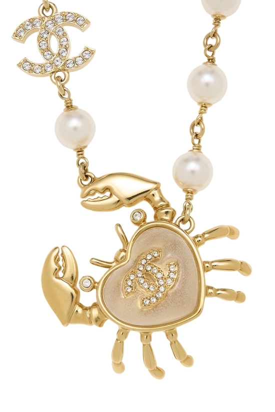 Gold 'CC' Faxu Pearl Crab Necklace, , large image number 1