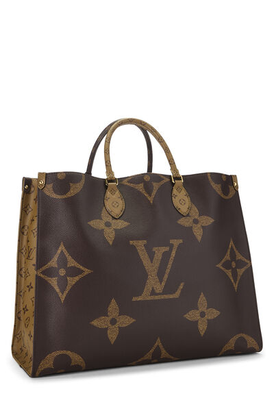 Monogram Reversed Giant On The Go Voyage, , large