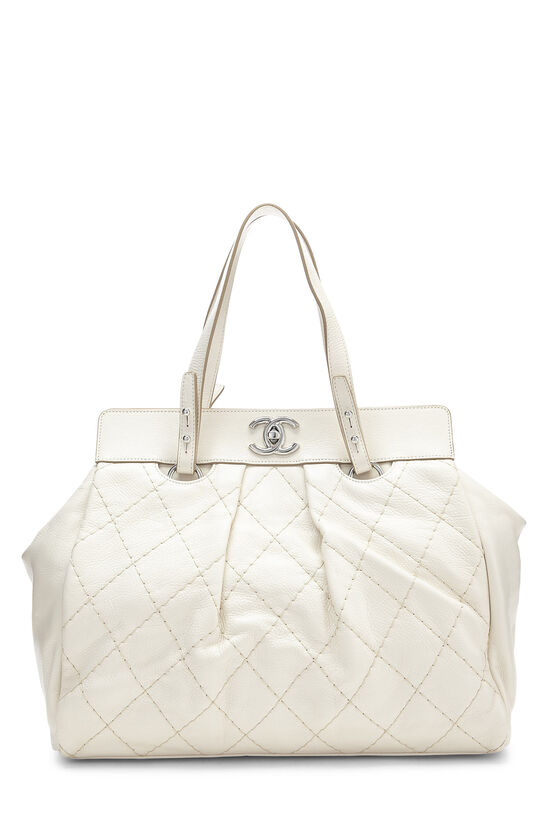Chanel White Calfskin On the Road Tote Large Q6BBVX0FW5000