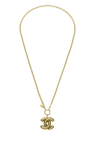 Gold Quilted 'CC' Necklace Long