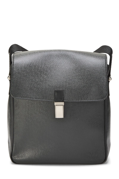 Louis Vuitton Black Taiga Leather Yaranga Satchel