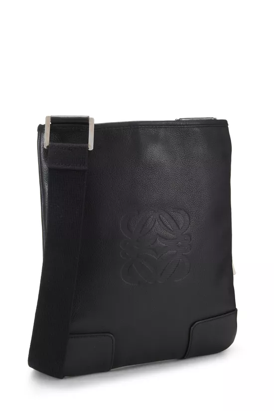 Black Calfskin Anagram Flat Messenger, , large image number 1