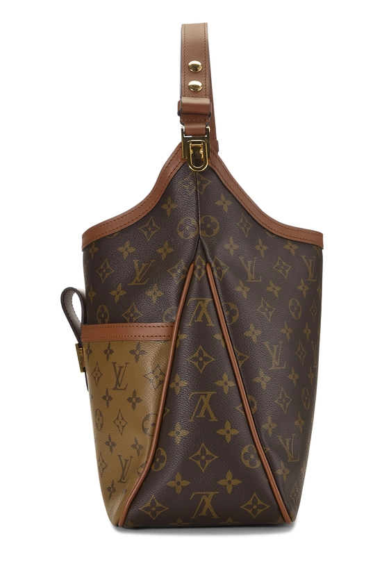 Monogram Reversed Dauphine Hobo MM, , large image number 2