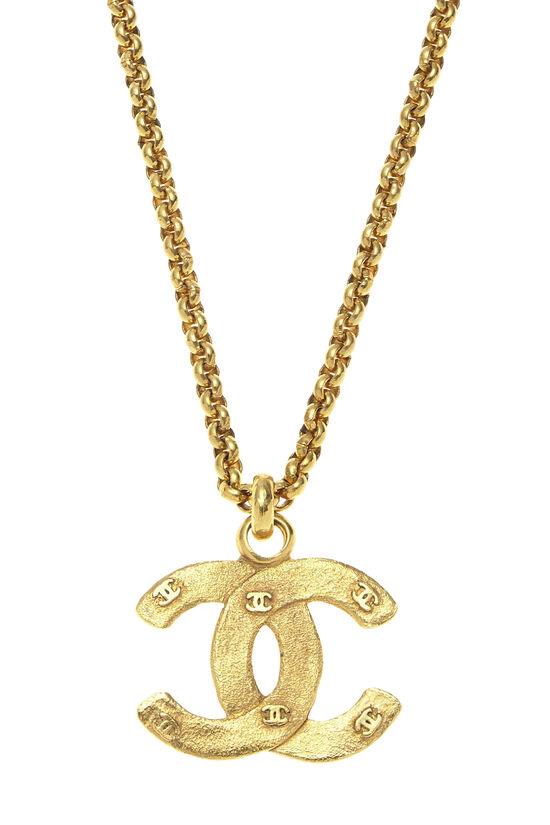 Gold Rough 'CC' Round Necklace, , large image number 1