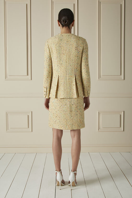 Chanel Vintage Beige Wool Two-Piece Jacket and Skirt Suit – Amarcord Vintage  Fashion
