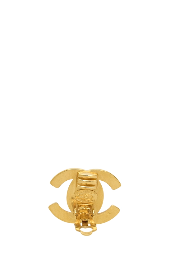 Gold 'CC' Turnlock Earrings Medium, , large image number 2