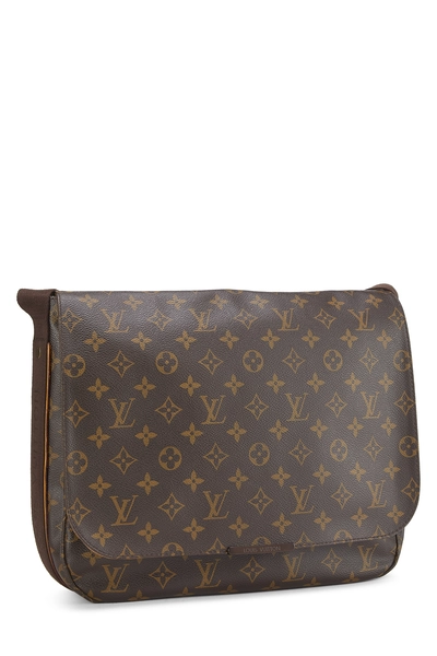 Monogram Canvas Messenger Beaubourg MM, , large