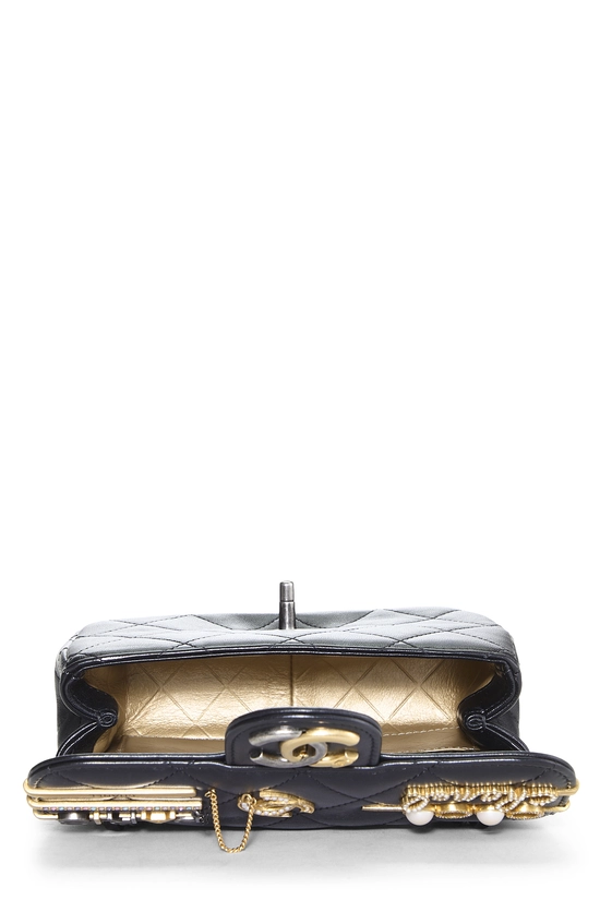 Pre-Owned Black Lambskin Coco Clips Rectangular Flap Mini