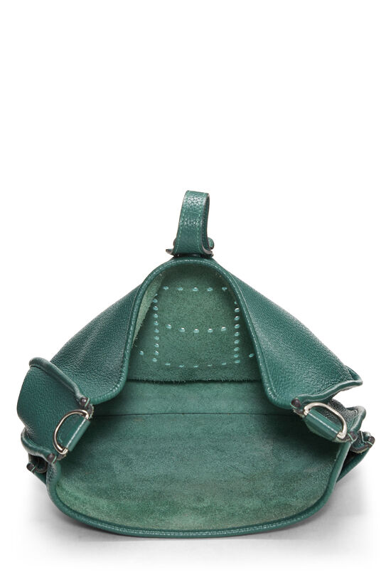 Evelyne leather handbag Hermès Green in Leather - 35260386