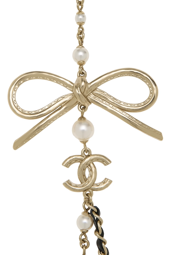 Gold Faux-Pearl 'CC' Bow Necklace, , large image number 1