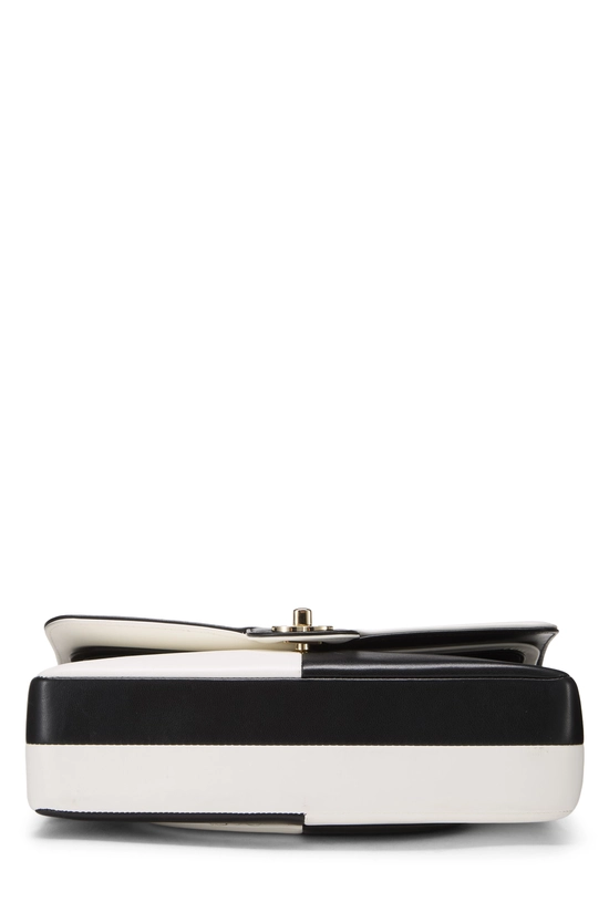 Black & White Geometric Lambskin Classic Double Flap Medium, , large image number 4