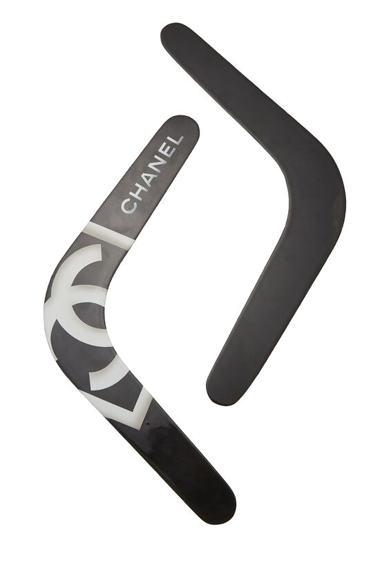 Chanel Black Acrylic 'CC' Boomerang Set Q6H4N100KB000