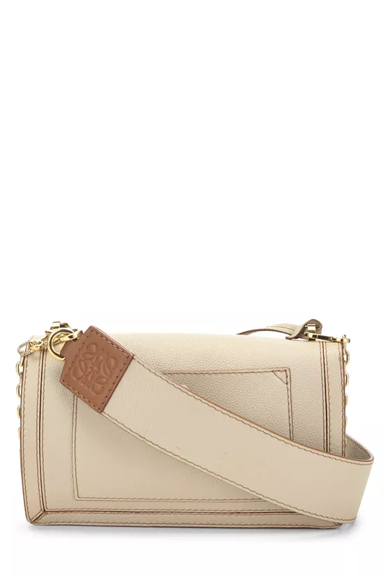 Beige Calfskin Leather Barcelona Soft Bag Medium, , large image number 3