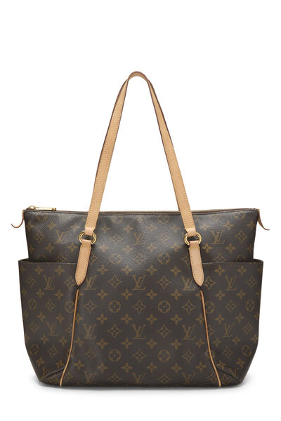 Monogram Canvas Totally MM