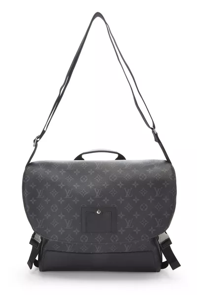 Louis Vuitton Black Monogram Eclipse Voyager Messenger MM — photo 2
