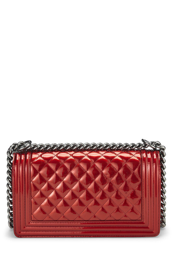 Boy patent leather crossbody bag Chanel Red in Patent leather - 23623034