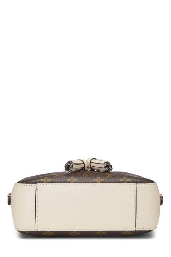 White Monogram Canvas Saintonge, , large image number 4