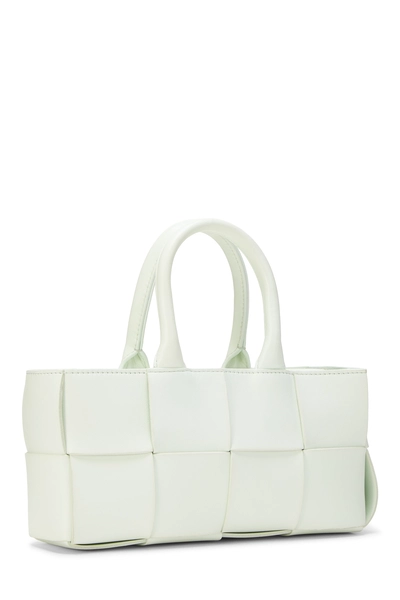 Bottega Veneta Green Calfskin Maxi Intrecciato East-West Arco Tote Mini — photo 2