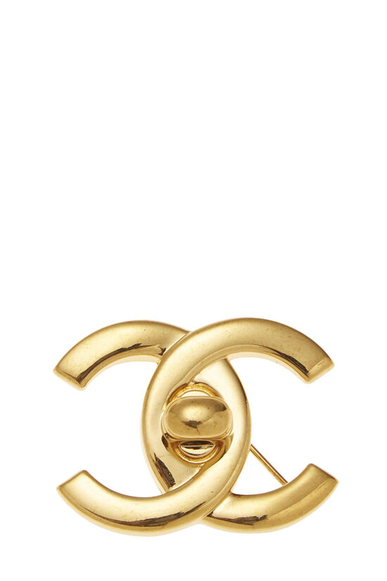 Gold 'CC' Turnlock Pin Large
