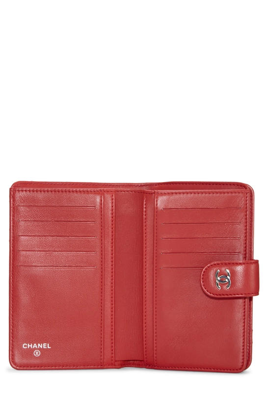 Pre-Owned Red Quilted Lambskin Compact Zip Around Wallet Q6A1A21IPB005