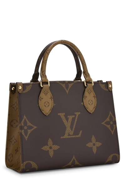 Louis Vuitton Monogram Reversed Giant On The Go PM — photo 2
