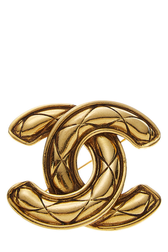 Gold Quilted 'CC' Pin Large