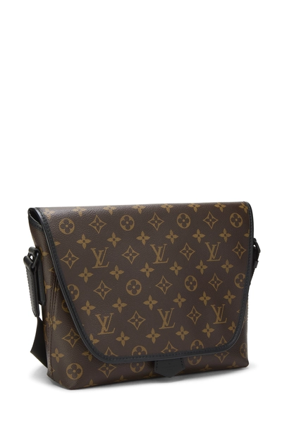 Brown Macassar Monogram Canvas Magnetic Flap Messenger, , large