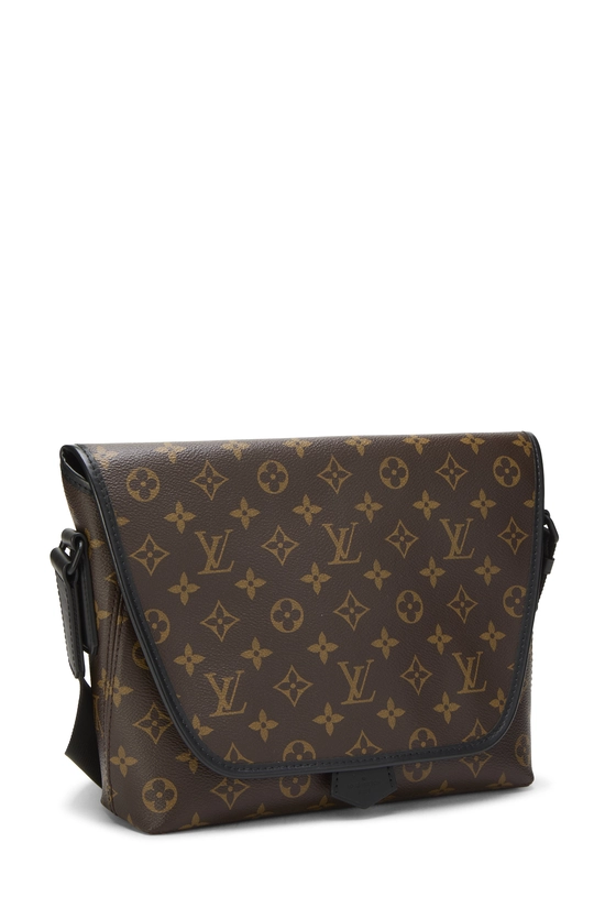 Brown Macassar Monogram Canvas Magnetic Flap Messenger, , large image number 1