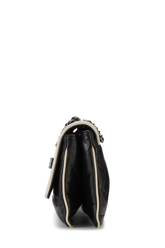 Black Lambskin Mademoiselle Twist Flap Bag, , large image number 2