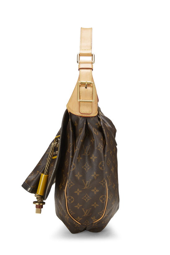 Louis Vuitton Classic Monogram Canvas Kalahari PM Bag .  Luxury, Lot  #78020