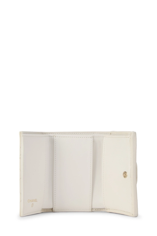 White Caviar Classic Flap Compact Wallet, , large image number 3