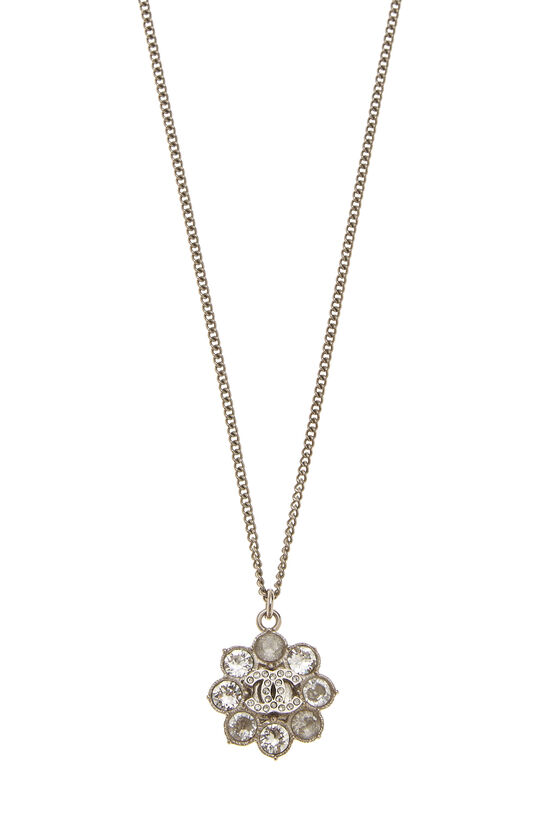 chanel flower necklace