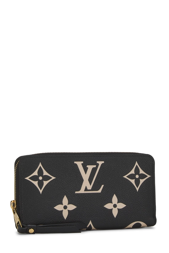 Pre-Owned Black Empriente Giant Zippy Wallet QJA0FK9WKB00G