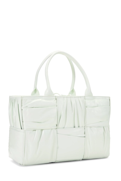 Bottega Veneta Green Calfskin Maxi Intrecciato Plisse Arco Tote Small — photo 2
