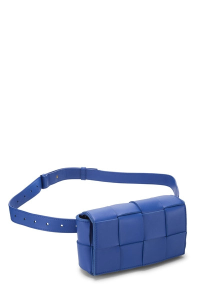 Bottega Veneta Blue Maxi Intrecciato Cassette Belt Bag Mini — photo 2