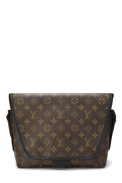 Brown Macassar Monogram Canvas Magnetic Flap Messenger