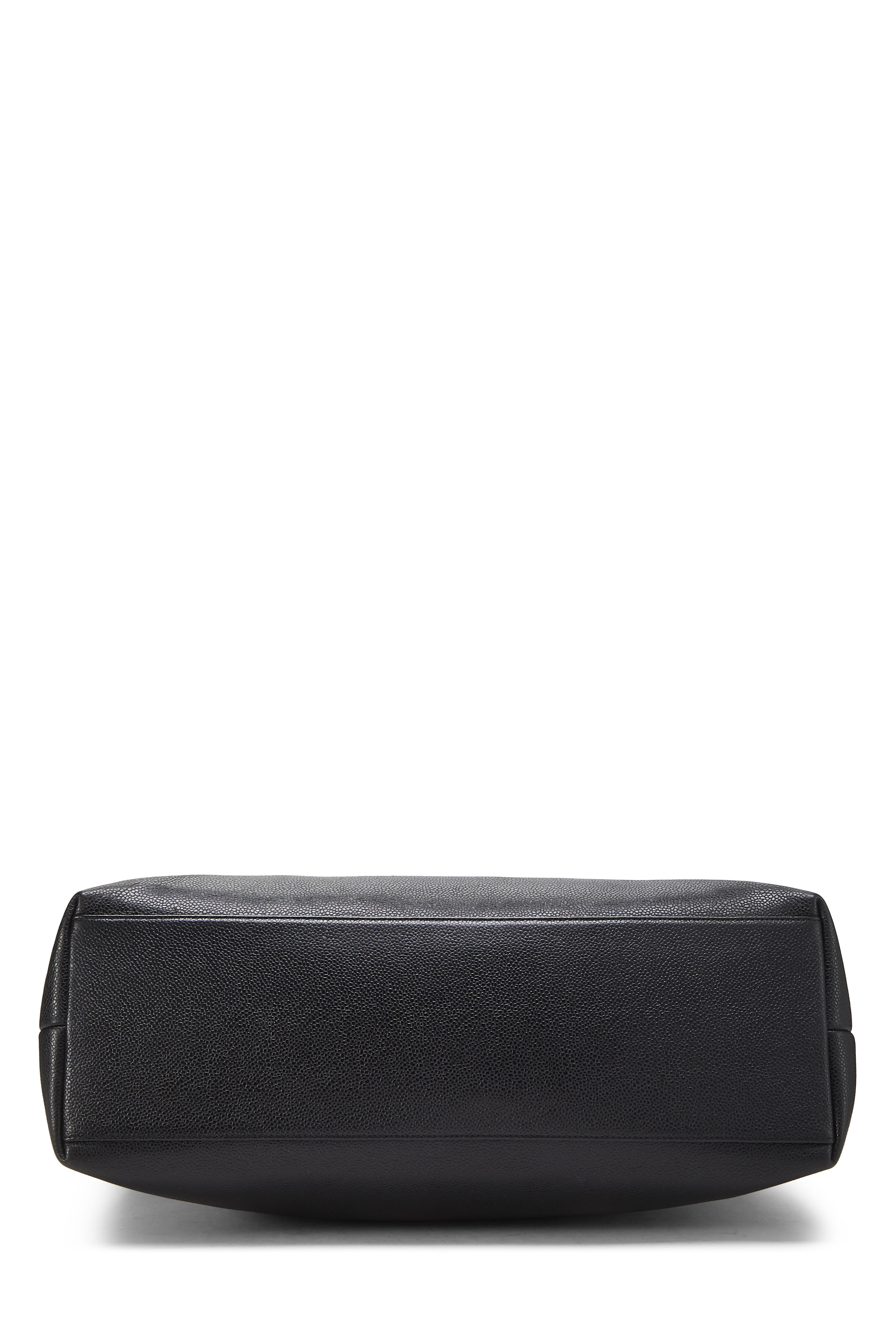 black zip tote