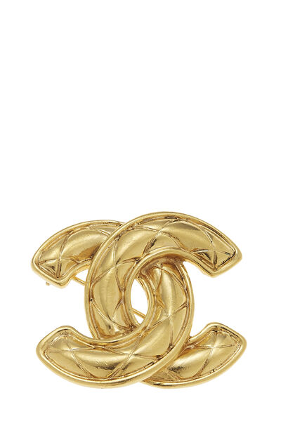 Gold Quilted 'CC' Pin Small