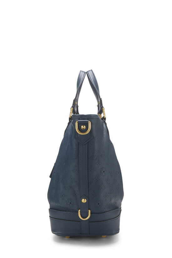 Blue Monogram Mahina Leather Stellar GM, , large image number 2