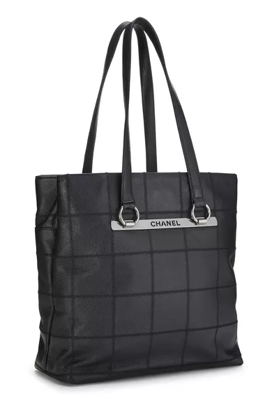 Chanel Black Quilted Calfskin Chocolate Bar Tote — photo 2