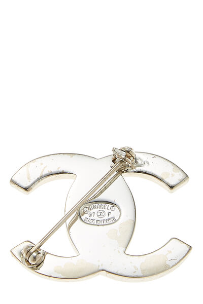 Silver 'CC' Turnlock Pin Medium, , large