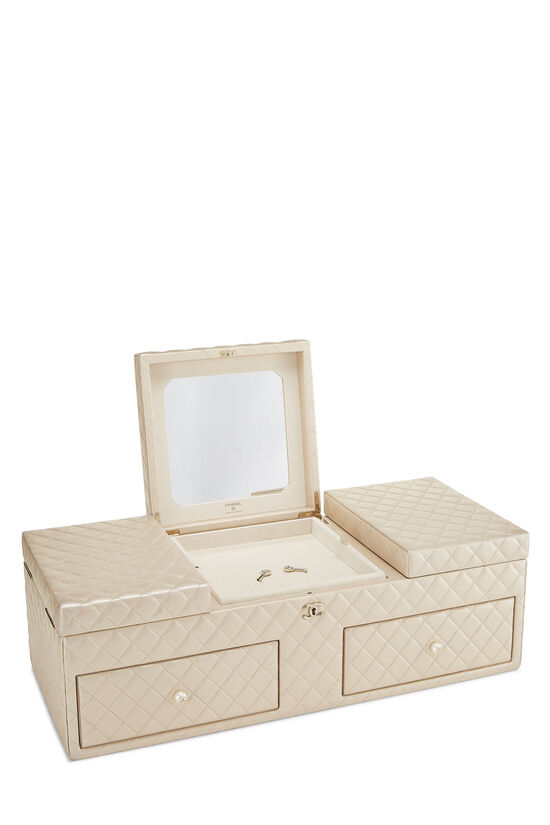 Beige Quilted Lambskin Jewelry Chest Large, , large image number 0