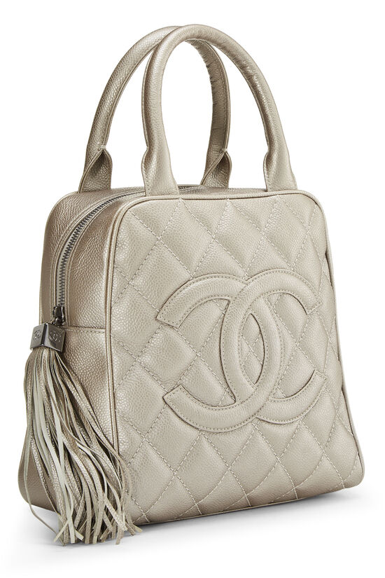 Chanel Metallic Silver Quilted Caviar Tassel Handbag Q6B4DJ0FVB001