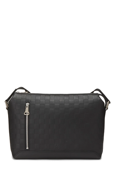 Louis Vuitton Black Damier Infini Discovery Messenger PM — photo 1