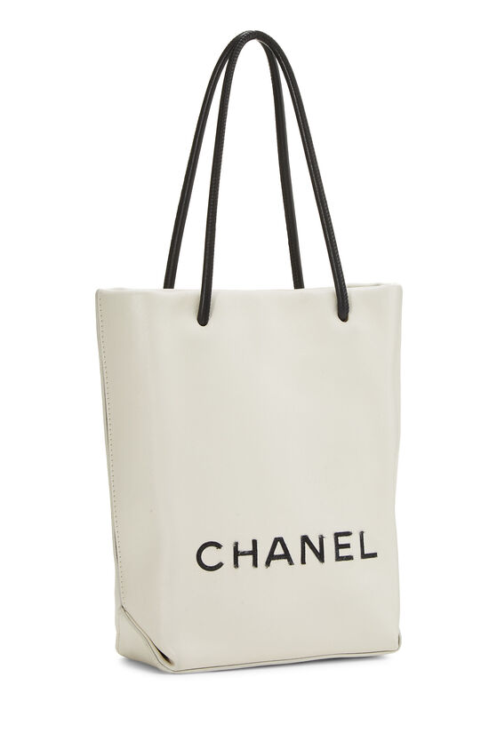 Chanel White Leather Shoulder bag Chanel