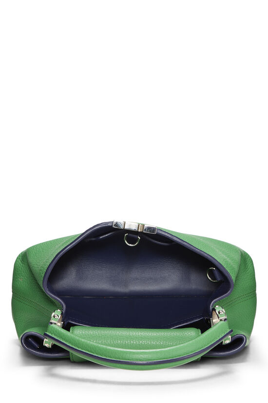 Capucines leather crossbody bag Louis Vuitton Green in Leather