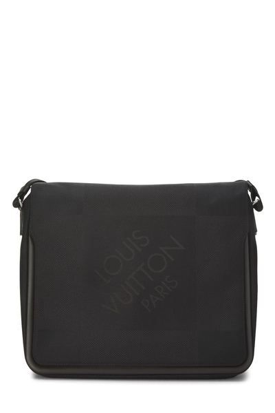 Louis Vuitton Black Damier Geant Messenger NM