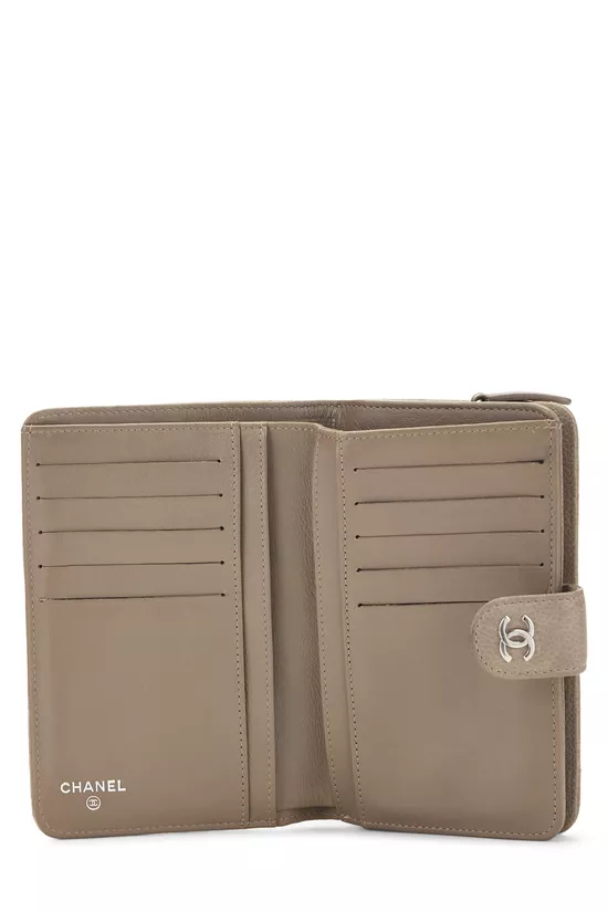 Grey Quilted Caviar Compact Wallet, , large image number 3